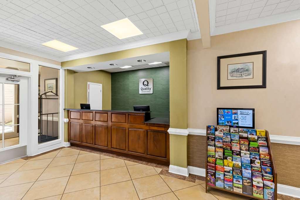Quality Near Historic Downtown Square